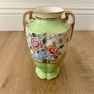 Antique 19th C. Morimura Brothers, Noritake Nippon Two-Handled Flowers Vase 6.5”